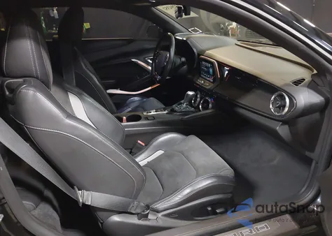 2018 Chevrolet Camaro 2Ss z USA, uszkodzony, nr VIN 1G1FH1R73J0185681